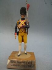 PLOMB - FIGURINE  D ARTISTE