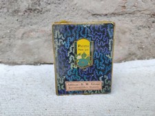 Bouteille De Parfum Violette