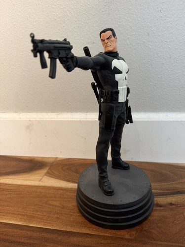 The punisher statue randy - punisher,