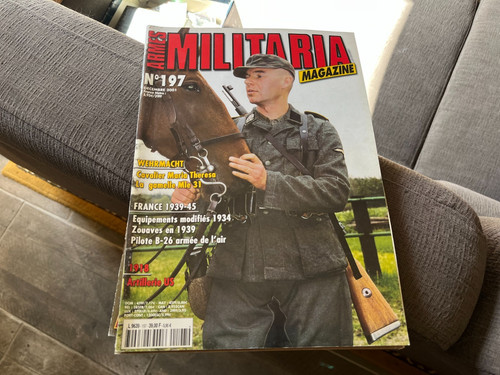 Revue militaria magazine - revue,