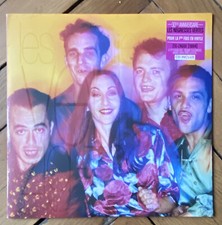 LES NEGRESSES VERTES ZIG ZAGUE