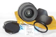 Objectif 35mm f2,4 PENTAX AUTOFOCUS, bouchons, filtre, pare-soleil et housse TBE