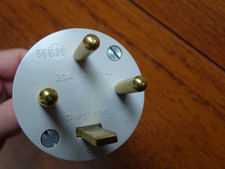 LEGRAND fiche IP44  Plexo