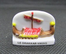 Fève Série Le Puy du Fou " Le Drakkar Viking " bateau boat  #H5