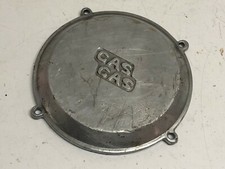 UN COUVERCLE DE CARTER