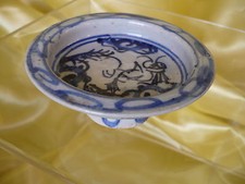 PETITE COUPE SUR PIED BLEU /BLANC CHINE  19 EME SIECLE PARFAIT ETAT  N° 1