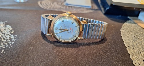 Montre vintage mécanique - montre,