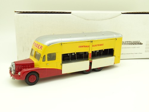 Minitrucks bernard 110 - 1/50,