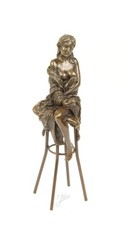 Sculpture Femme en bronze sur