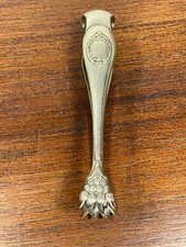 Ancienne Pince à Sucre en Métal Argenté Décors Pattes de Lion (10-21/3)