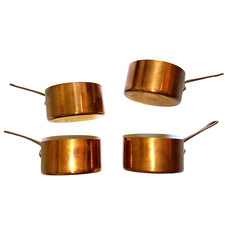 Lot de 4 casseroles à sauce