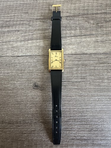 Montre mécanique lotus - montre,