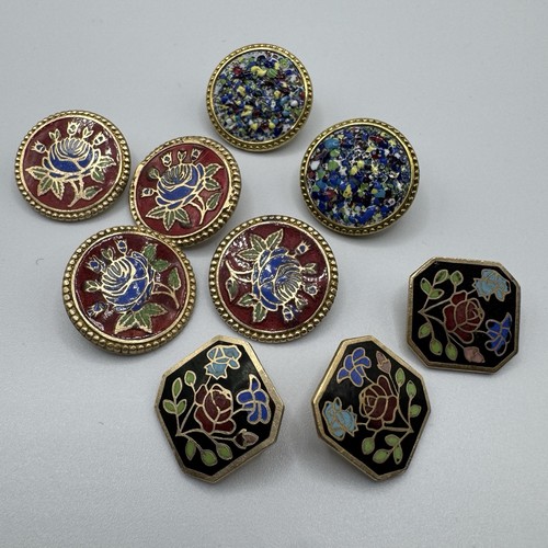 Lot boutons anciens - 9,