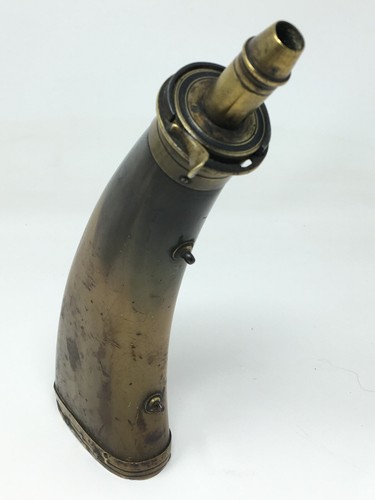Poire poudre corne laiton - poire, a