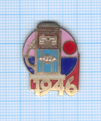 Pin pompe essence - pin’s,