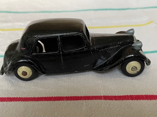 Vraie traction citroën dinky - vraie,