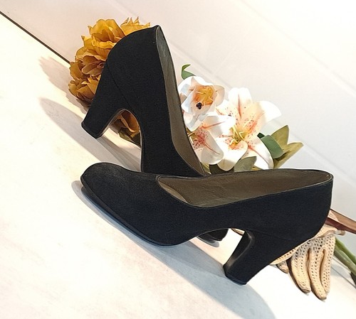 Escarpins noirs velours 1940