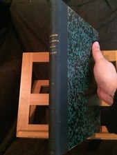 Volume relié ancien