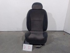 1095100 siége avant droit