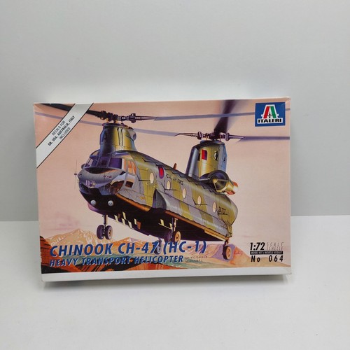 Italeri 064 maquette - 1/72,