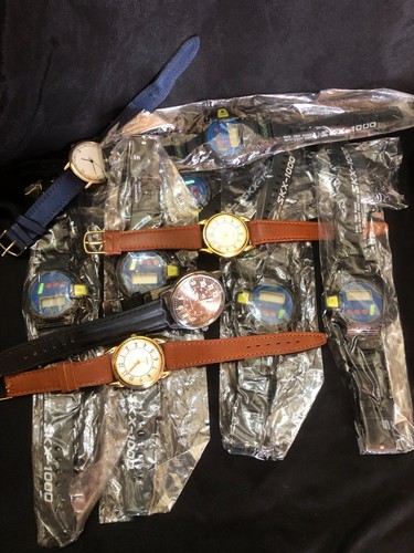 Lot montres vintage neuf de - neuf,