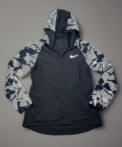 Nike womens small essential - small,