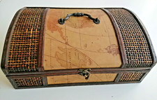 joli coffret malette en bois décor mappemonde