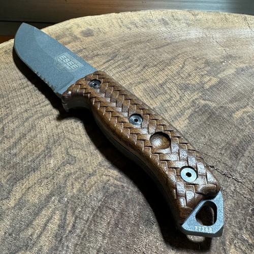 Nobleweave walnut scales