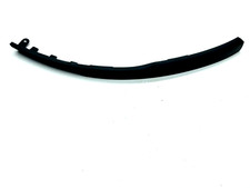 Becquet de pare-chocs avant