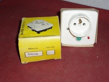 Ancienne Prise 2pôles +T