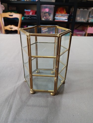 Petite vitrine bijoux - vitrine, À