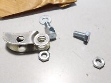 NOS vintage 1 attache support