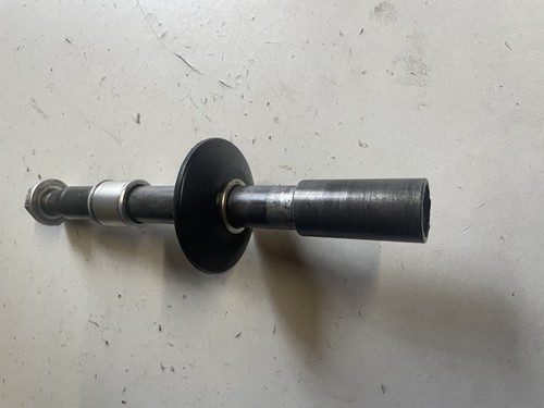 Axe roue avant - axe,