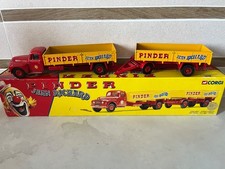 Corgi PINDER 1/50 - 74301 -