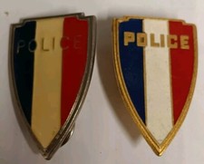 2Insignes Anciens De Képi  De