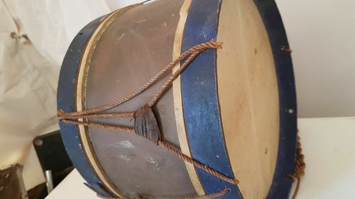 Music instrument - instrument.,