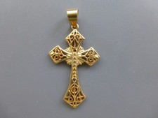 croix ancienne filigranée plaquée or poinçonnée 2,14gr 3,5x2cm neuve