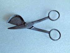 Ancien ciseaux mouchette à