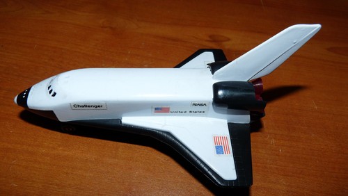 Miniature avion space shuttle - avion,
