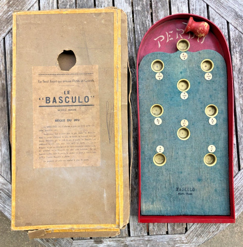 Basculo ancien jeu de - -,