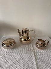 service the café argent art