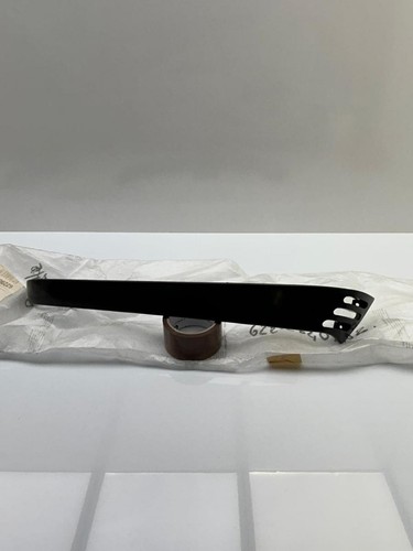 Carénage inférieur droit - , de