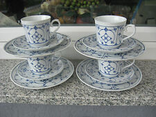 4 TASSES SOUCOUPES DESSERT