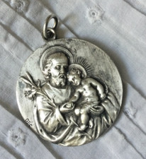 ancienne medaille religieuse saint Joseph signe OBC