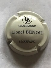 A SAISIR   CAPSULE DE CHAMPAGNE.  BENOIT L.  N 2.  CREME.