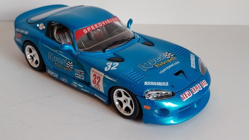Voiture miniature burago dodge - burago,
