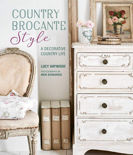 Country brocante style where - brocante, style: