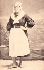 CDV 1870 Sablaise Pêcheuse
