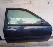 46306798 Vieille porte. Droite