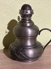 Jolie lampe Ancienne  à Huile pétrole En Étain Déco Décoration Chic Vintage